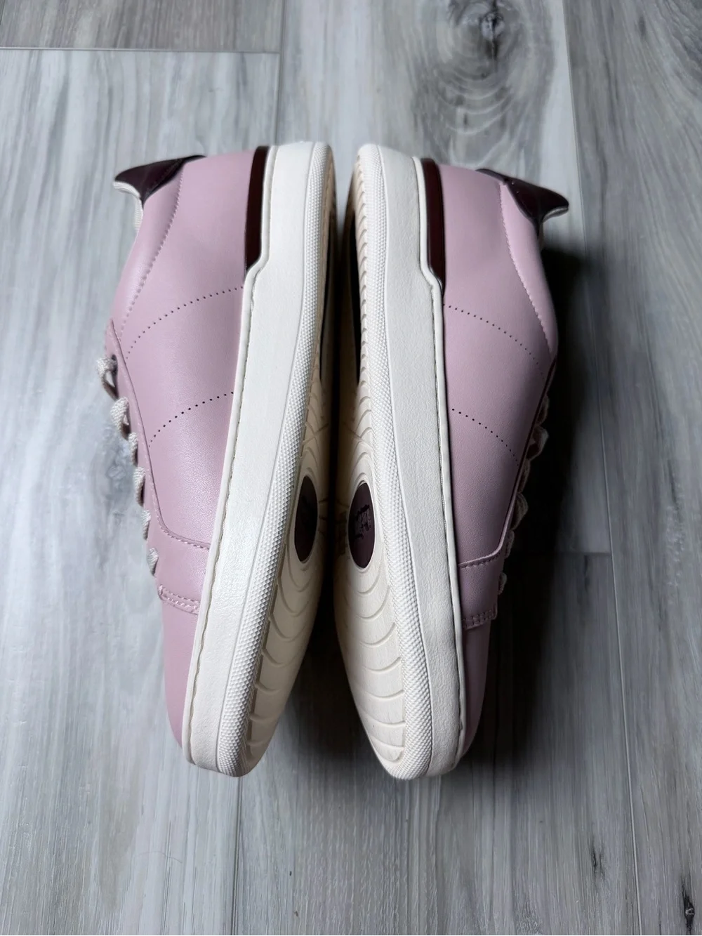 Coach Lowline G5040 Pink Leather Sneakers Women’s Size 10B Burgundy